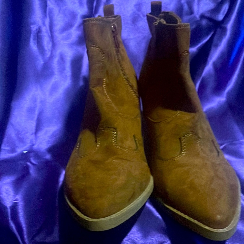 Brown boots